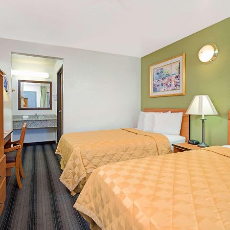 Travelodge Sacramento/Rancho Cordova Dış mekan fotoğraf