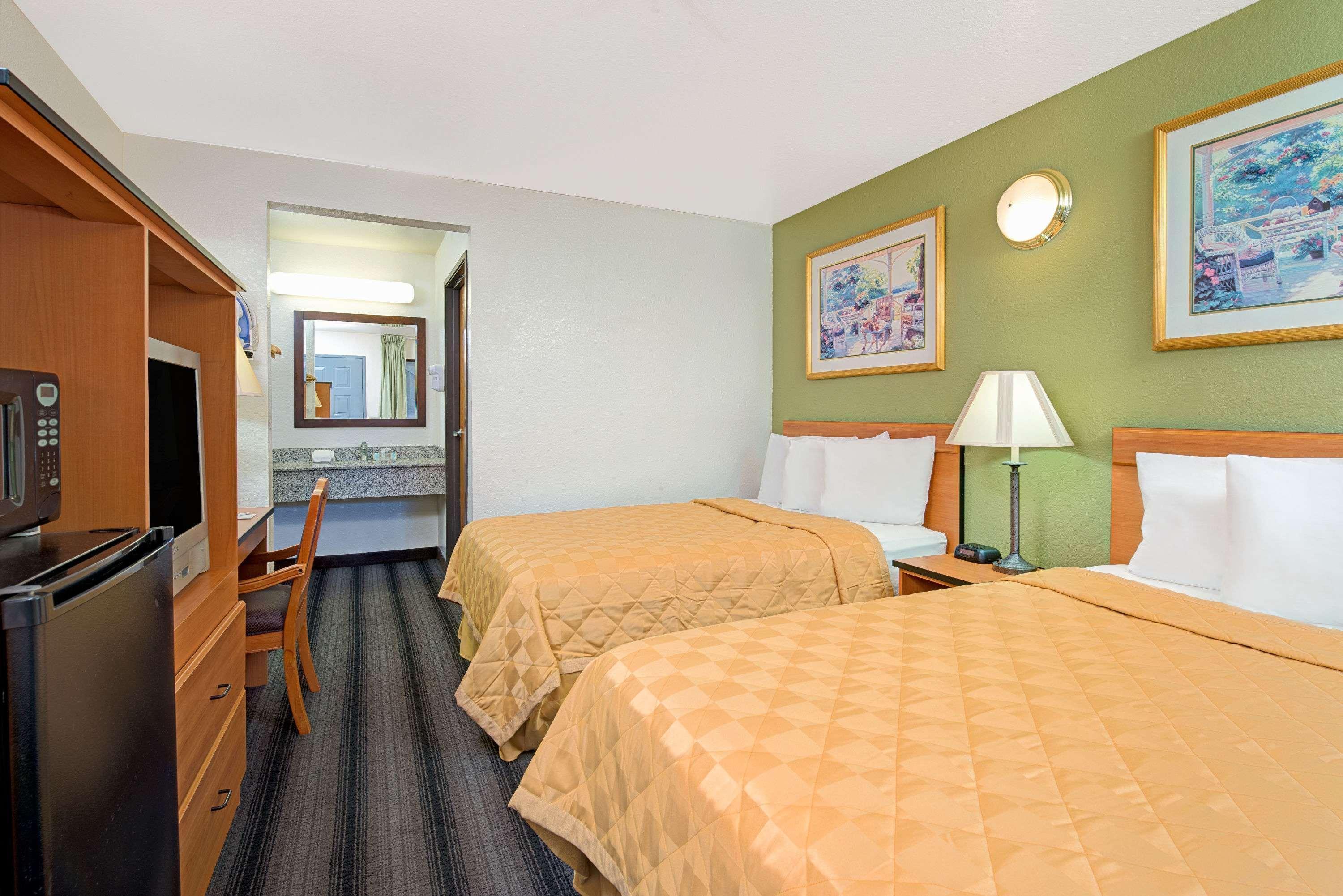 Travelodge Sacramento/Rancho Cordova Dış mekan fotoğraf