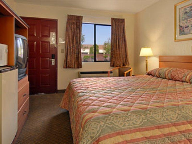 Travelodge Sacramento/Rancho Cordova Oda fotoğraf